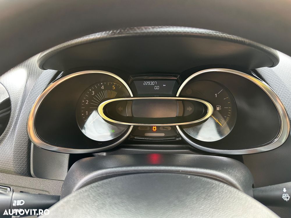 Renault Clio dCi 90 Dynamique - 12