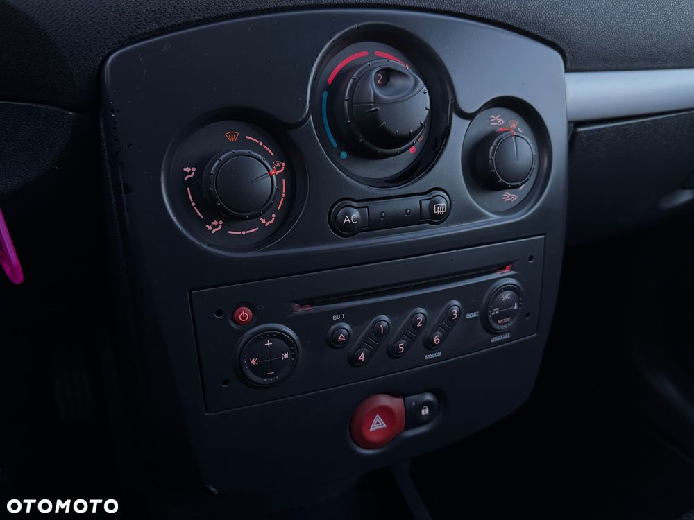 Renault Clio 1.2 TCE Expression - 22