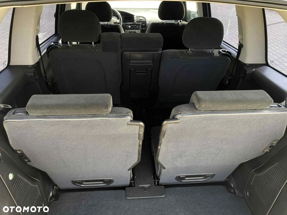 Opel Zafira 1.8 16V Elegance - 17