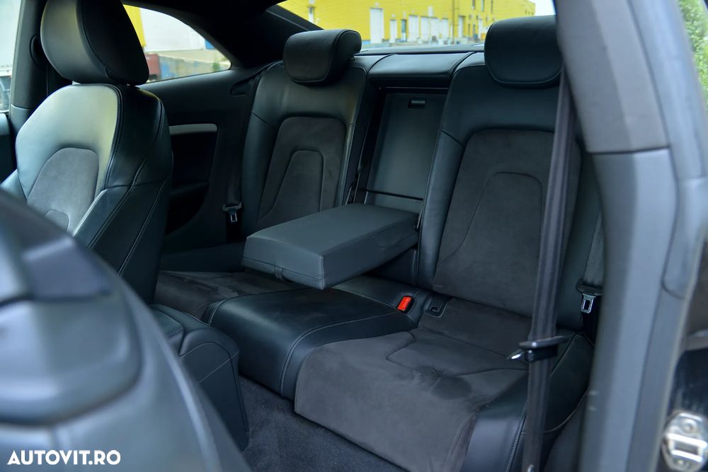 Audi A5 Coupé 2.0 TDI quattro Stronic - 11