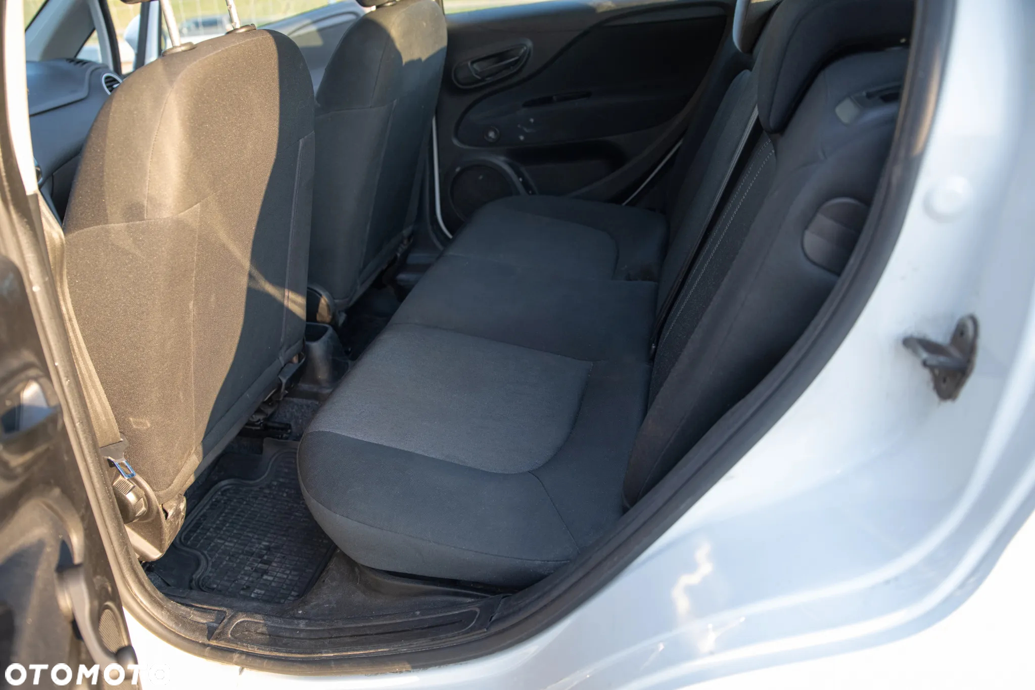 Fiat Punto 1.4 Easy S&S Euro6 - 7