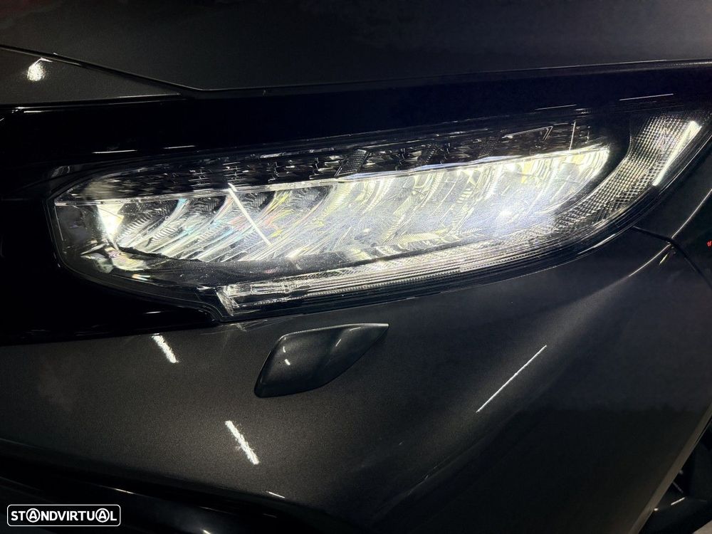 Honda Civic 1.0 i-VTEC Elegance Navi - 23