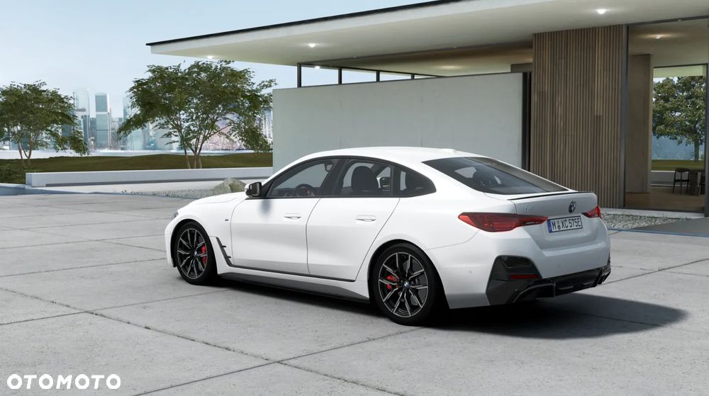 BMW i4 - 8