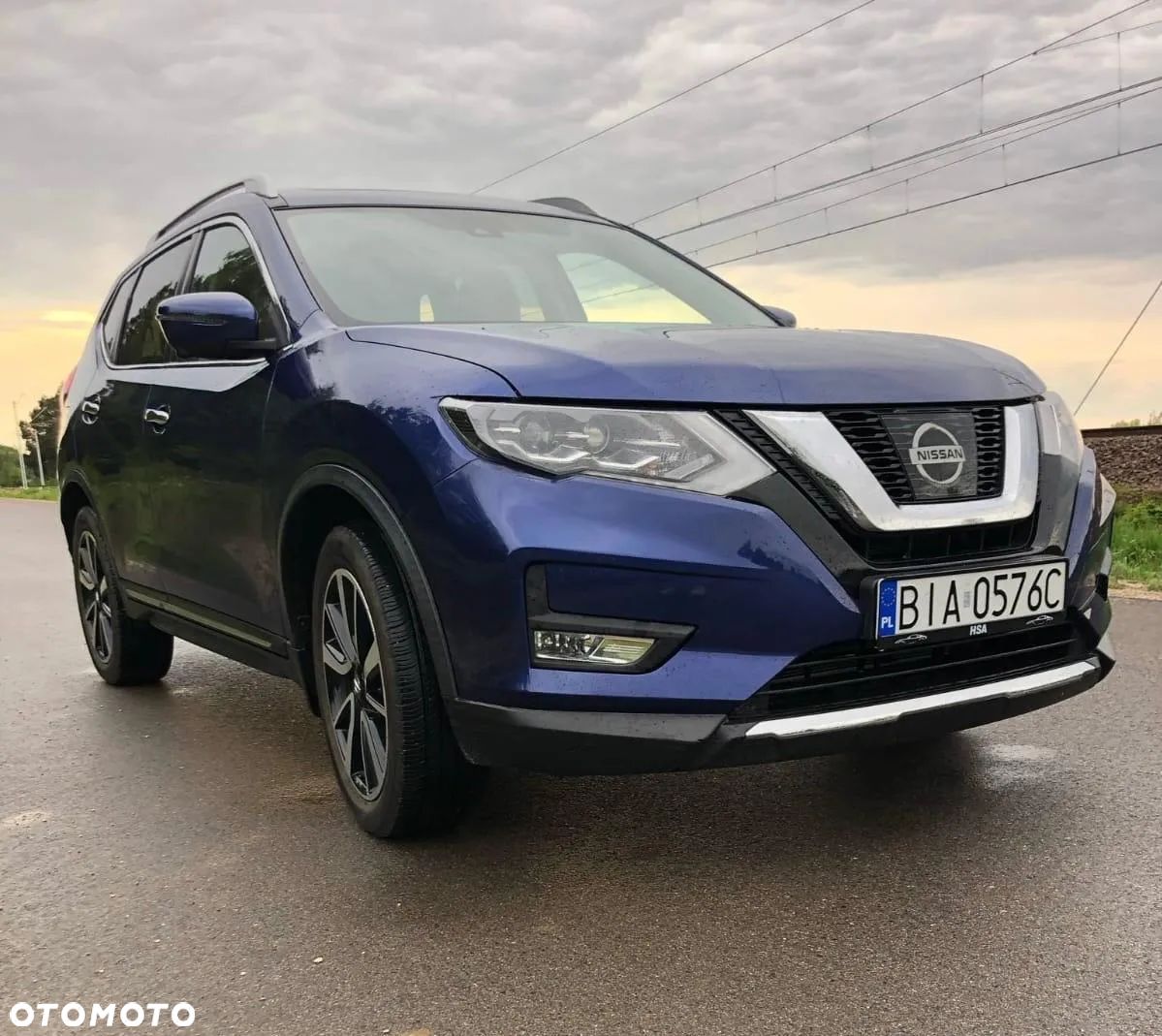 Nissan Rogue - 1
