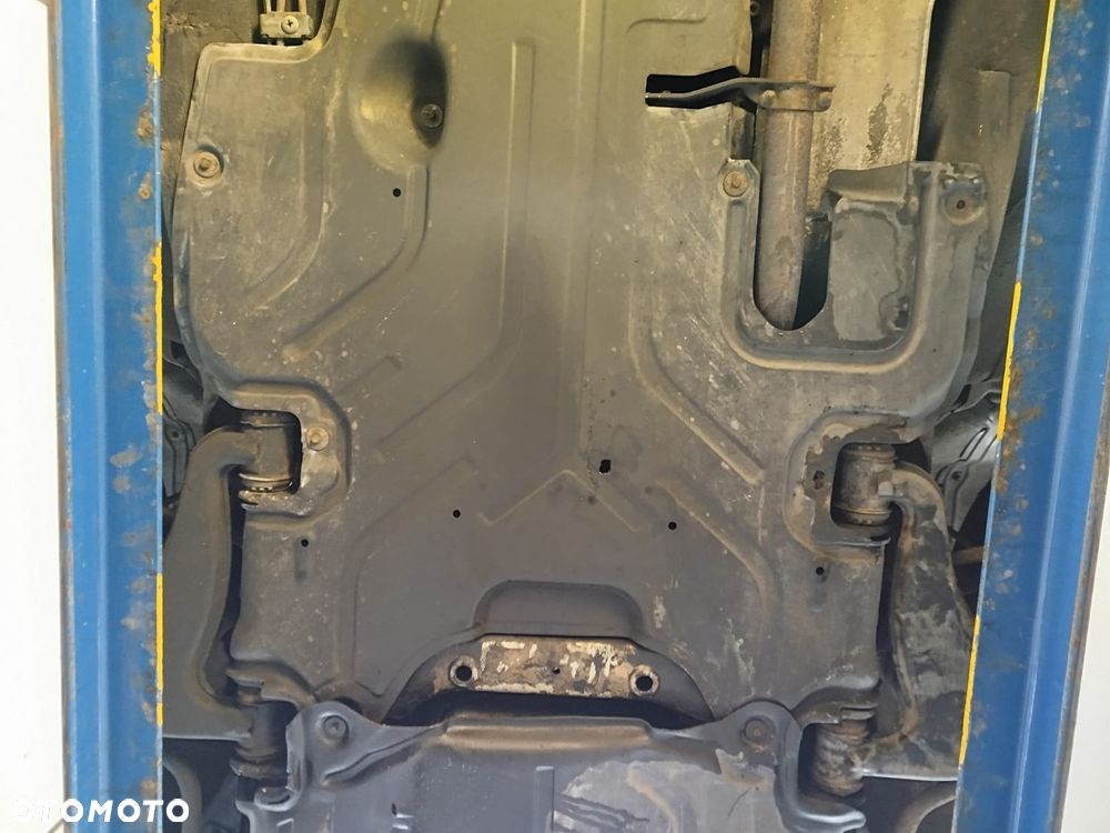 Mercedes-Benz W124 (1984-1993) - 24