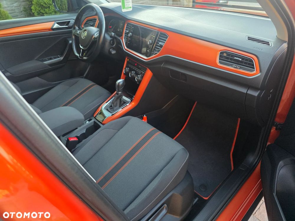 Volkswagen T-Roc - 24