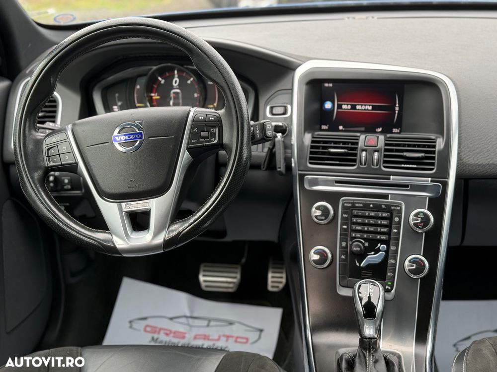 Volvo XC 60 D4 R-Design - 5
