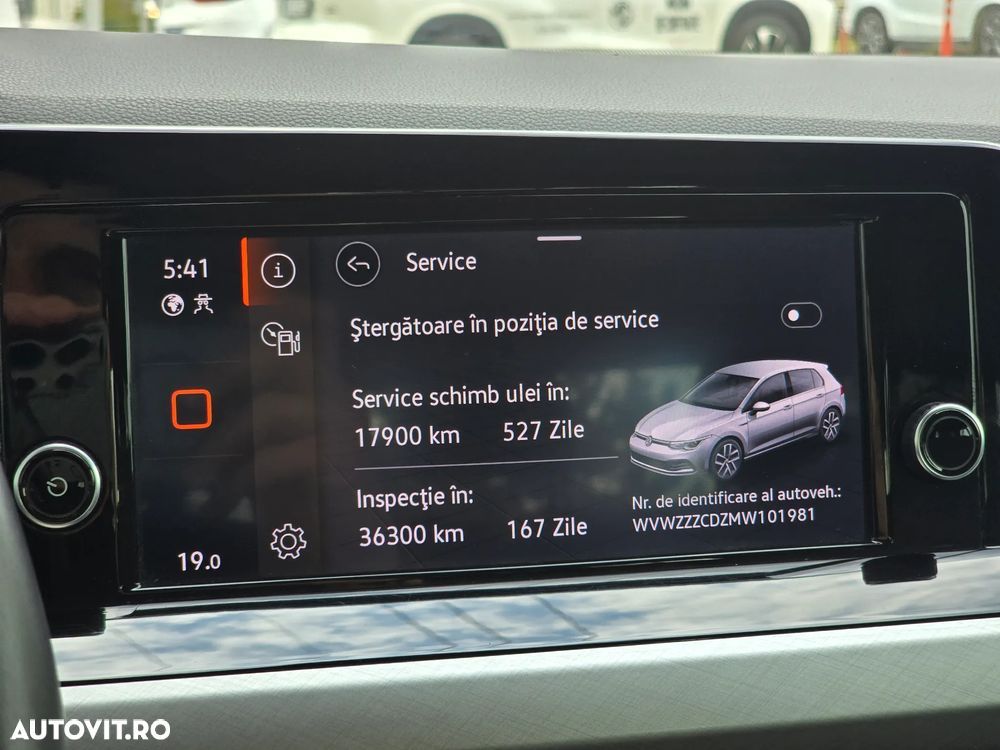 Volkswagen Golf - 33