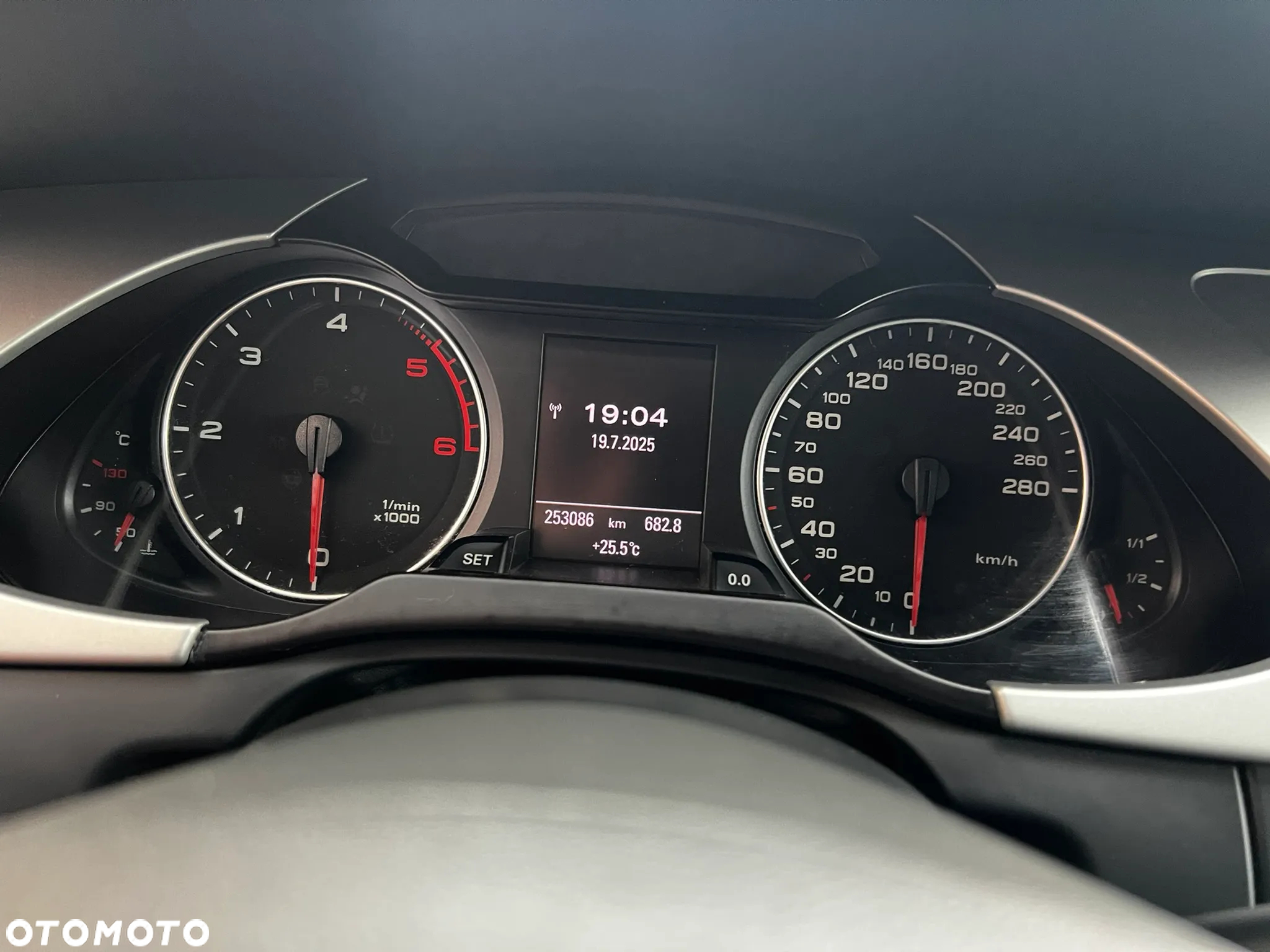 Audi A4 2.0 TDI DPF multitronic Attraction - 14