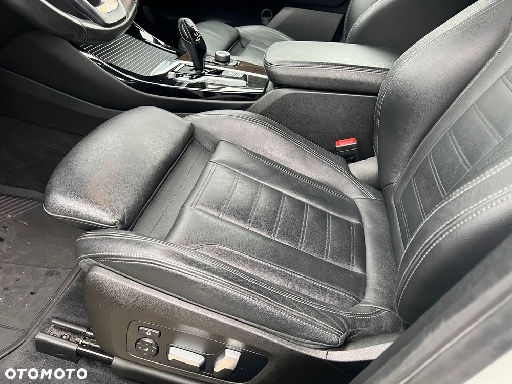 BMW X3 xDrive30i GPF Luxury Line sport - 8