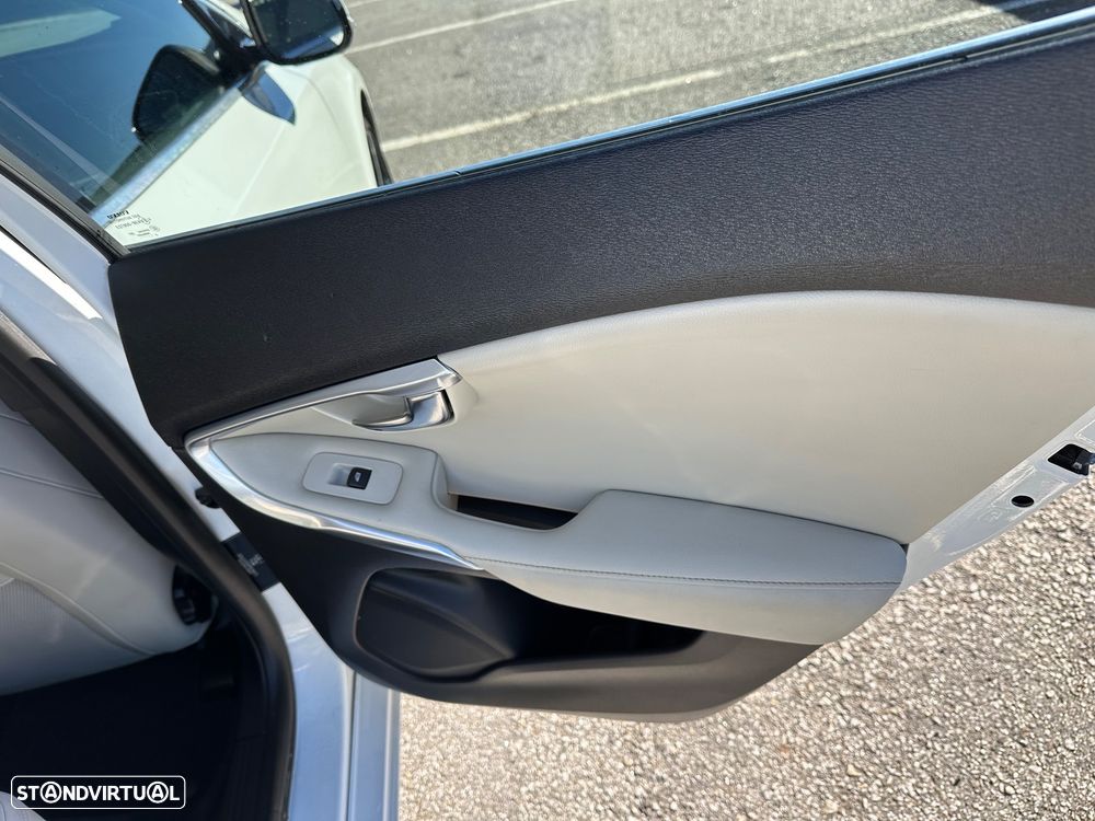 Volvo V40 1.6 D2 Eco Summum - 34