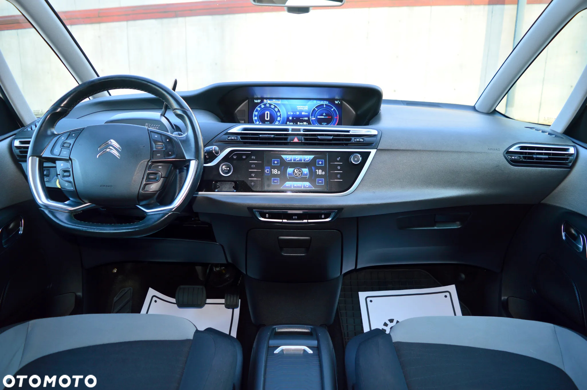 Citroën C4 Grand Picasso - 14