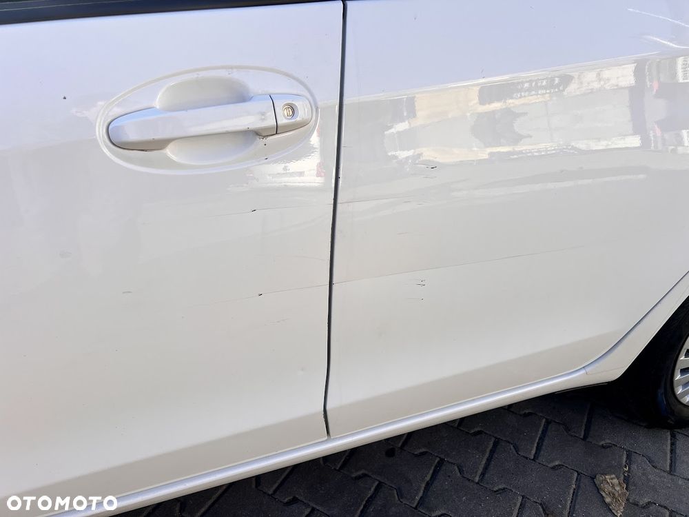 Toyota Yaris 1.33 Life EU6 - 8