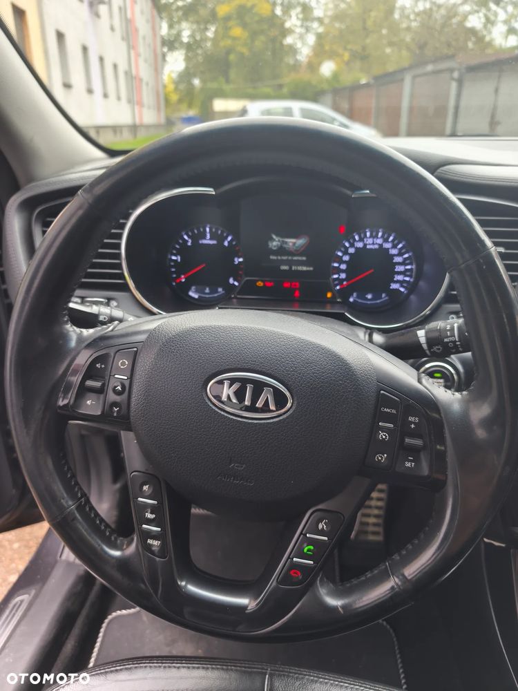 Kia Optima - 10