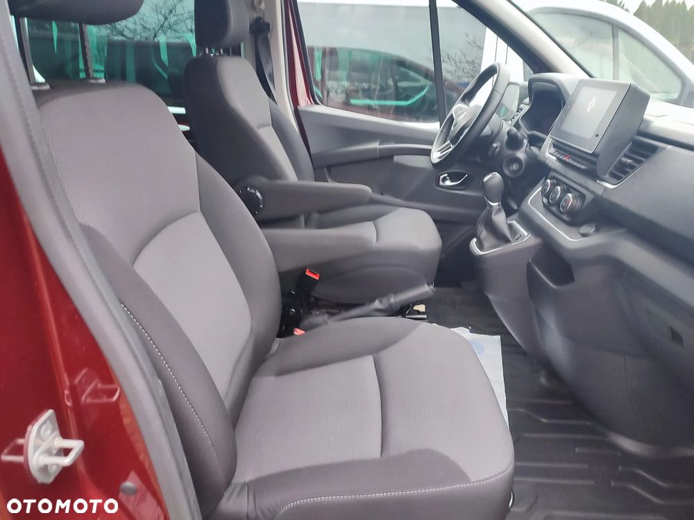 Renault Trafic 2.0 dCi EDC - 27