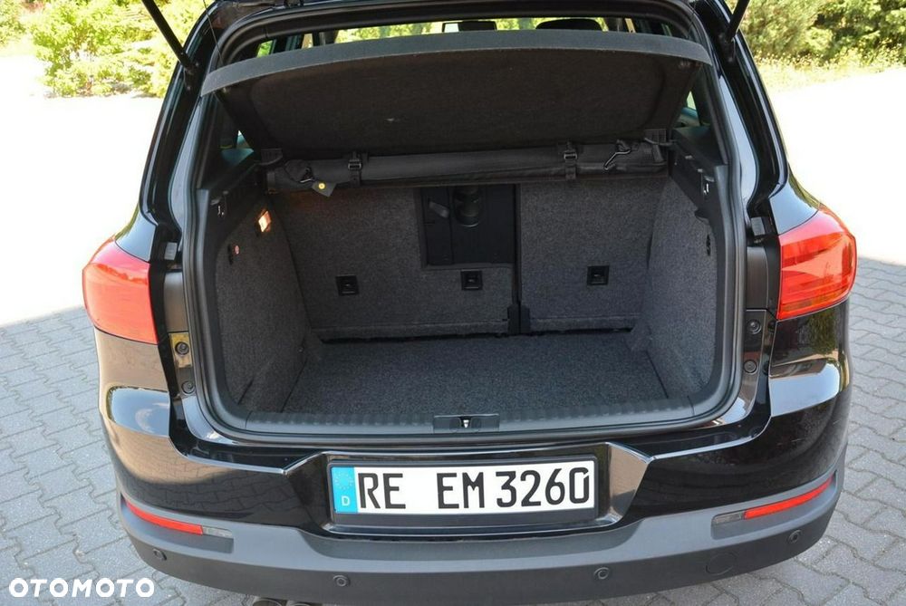 Volkswagen Tiguan 2.0 TDI SCR BlueMotion Technology Lounge Sport & Style - 31