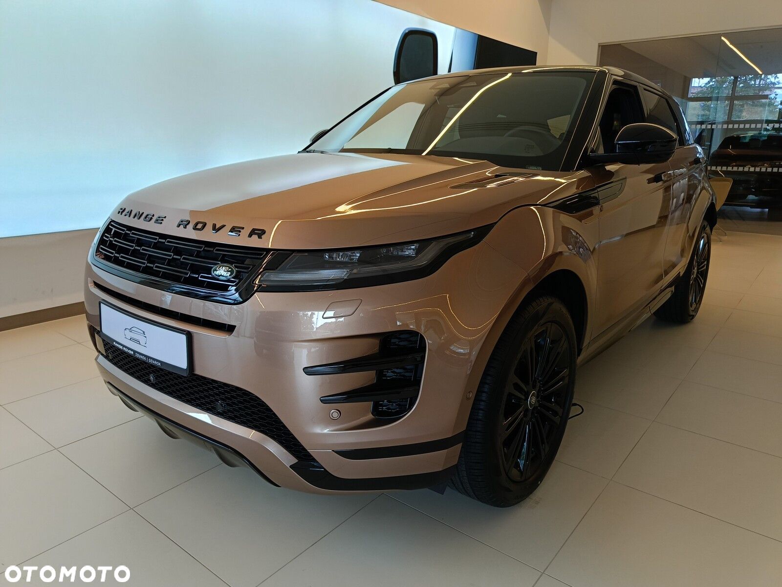 Land Rover Range Rover Evoque - 1