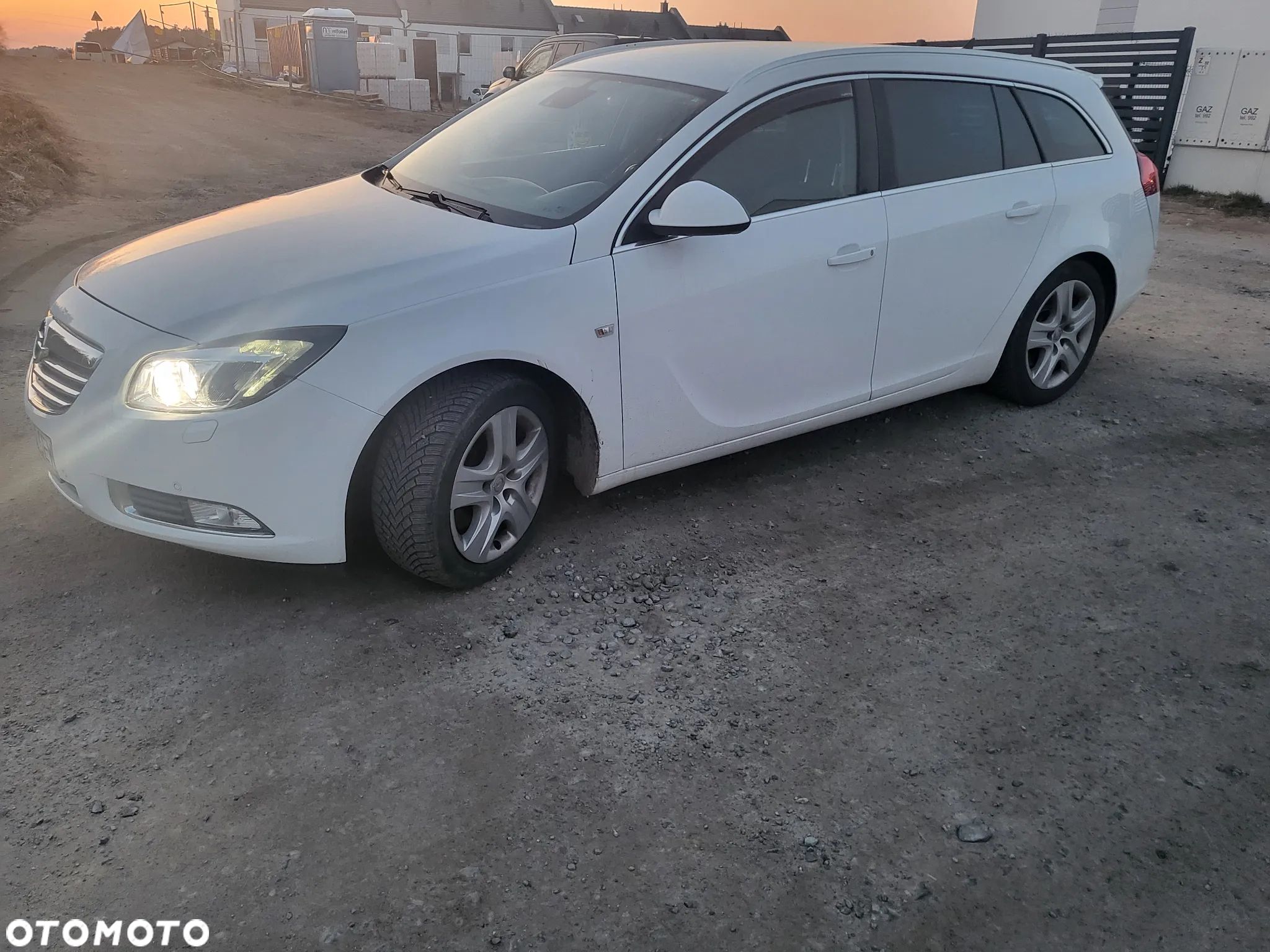 Opel Insignia - 1