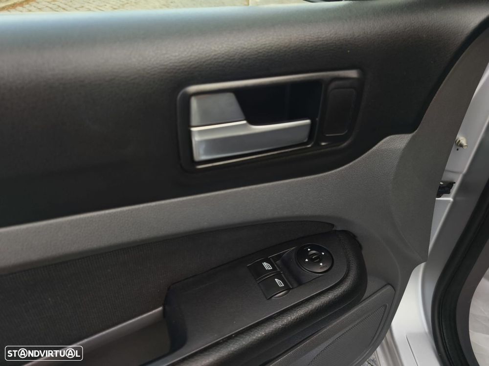 Ford Focus 1.6 TDCi Trend - 17