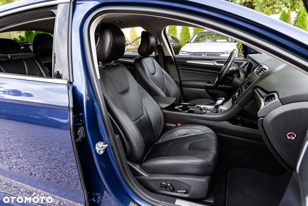 Ford Mondeo 2.0 EcoBoost ST-Line - 26