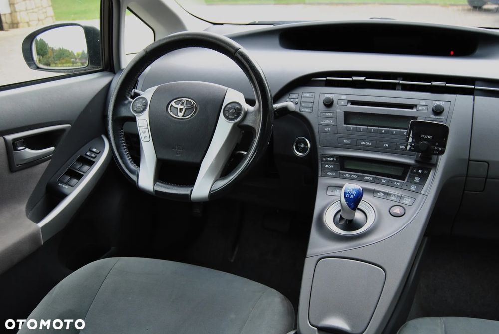 Toyota Prius - 11