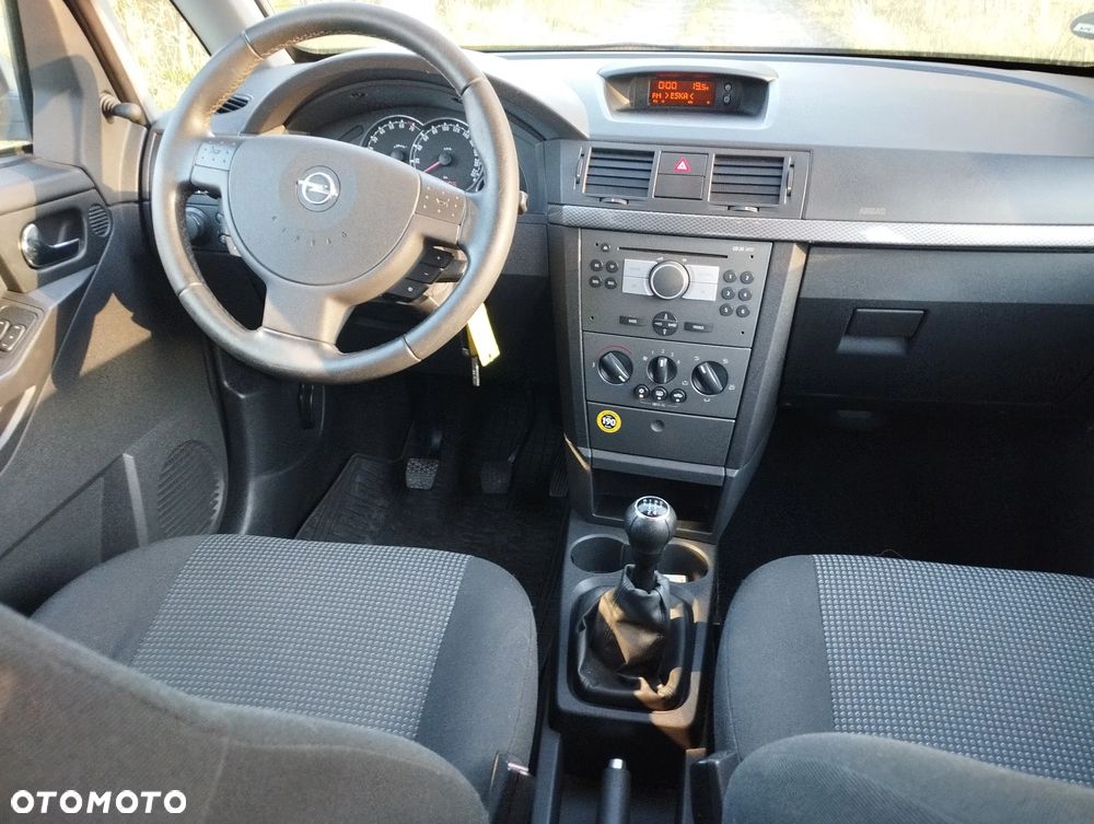 Opel Meriva - 10