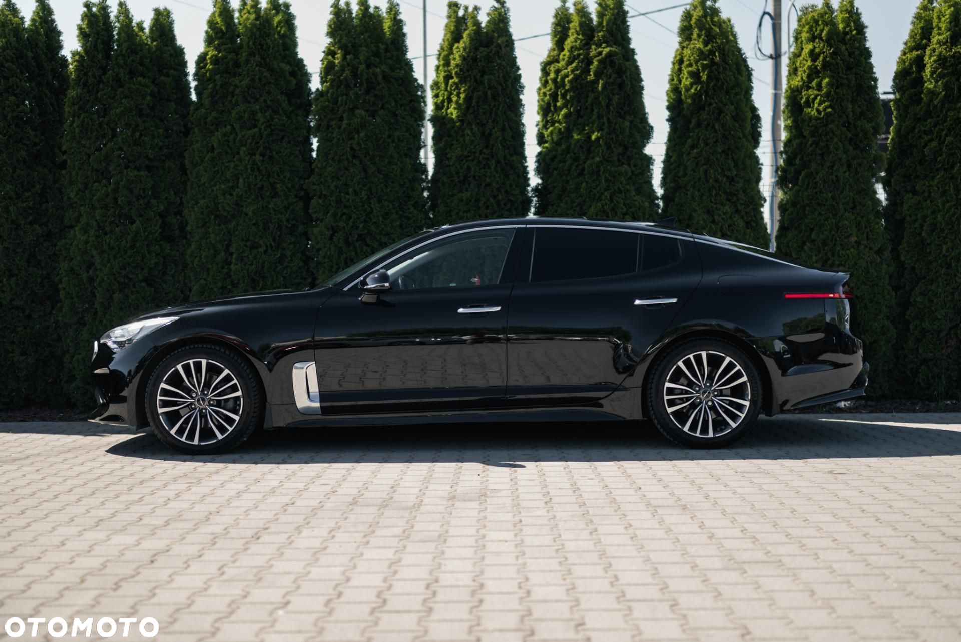 Kia Stinger - 7