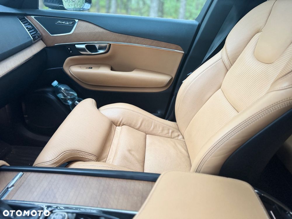 Volvo XC 90 T6 AWD Inscription 7os - 9