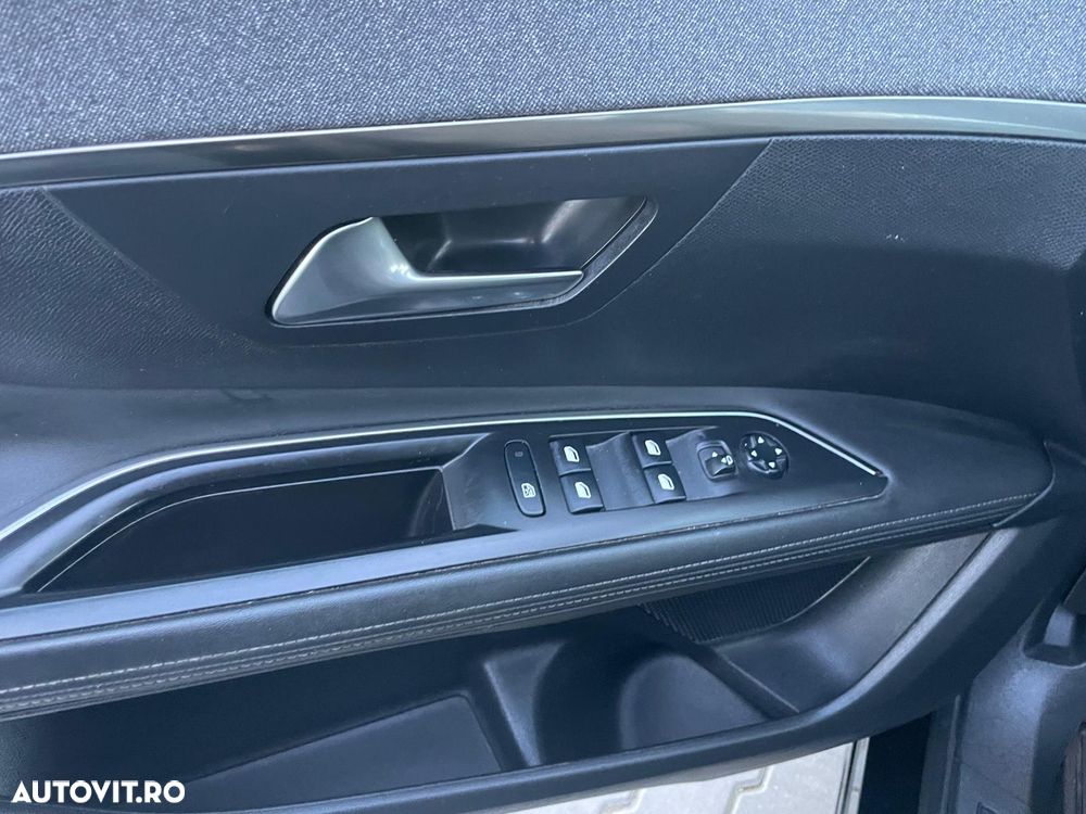 Peugeot 3008 BlueHDi 130 Stop & Start EAT8 Allure Business-Paket - 15