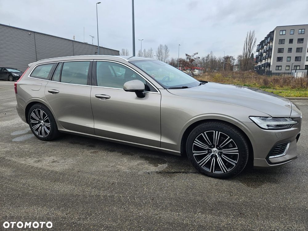 Volvo V60 T6 AWD Recharge Geartronic Inscription Expression - 5