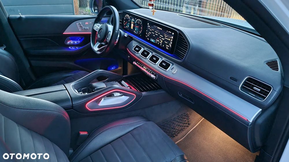 Mercedes-Benz GLE 300 d 4-Matic - 23