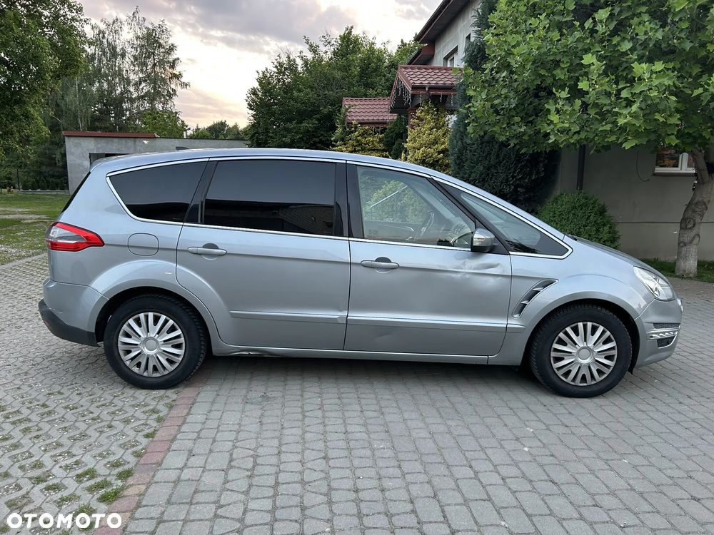 Ford S-Max - 9