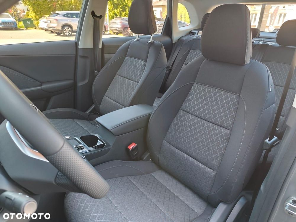MG ZS Hybrid+ - 13