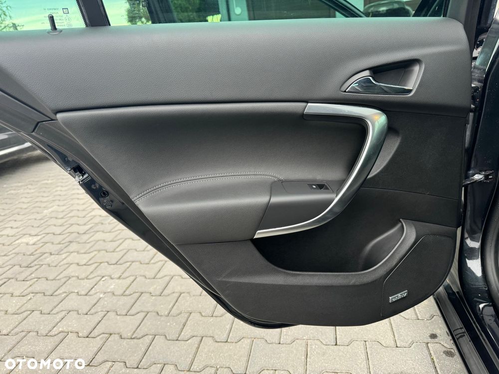 Opel Insignia 2.0 CDTI Automatik - 17