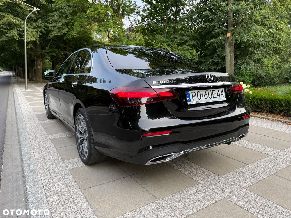 Mercedes-Benz Klasa E 300 de Avantgarde - 10