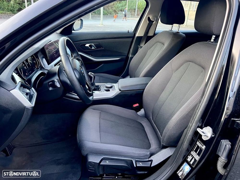 BMW 318 d Touring Line Sport - 13