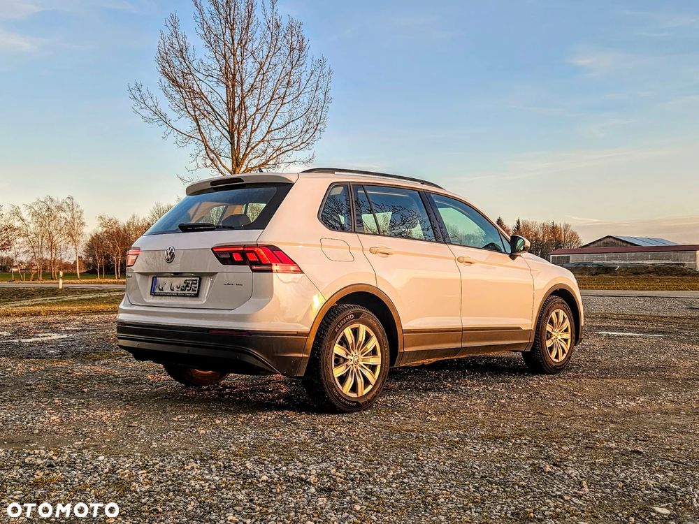 Volkswagen Tiguan - 2