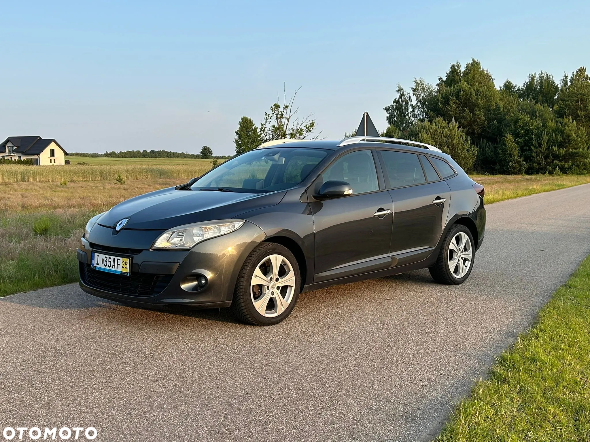 Renault Megane Grandtour TCe 130 Dynamique - 3