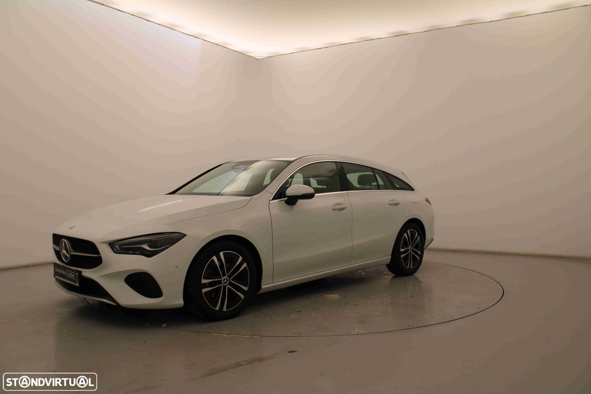 Mercedes-Benz CLA 180 d - 14