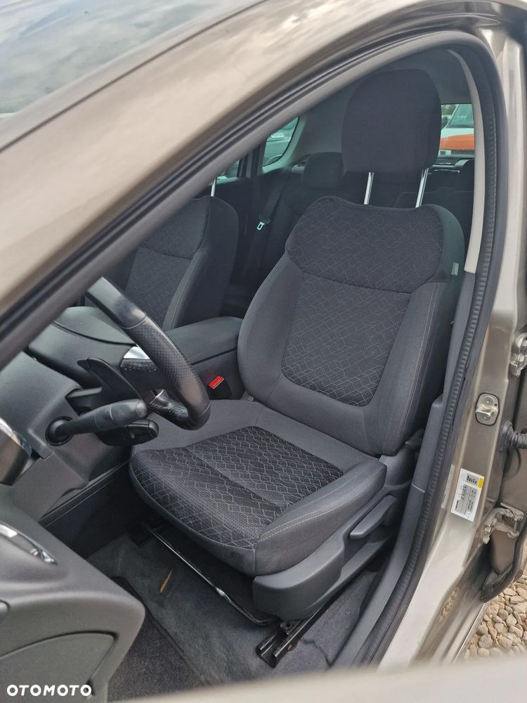 Peugeot 3008 - 9