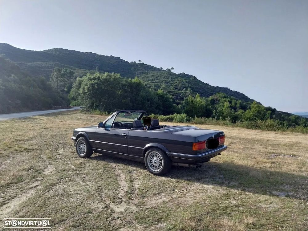 BMW 320 i Cabriolet - 3