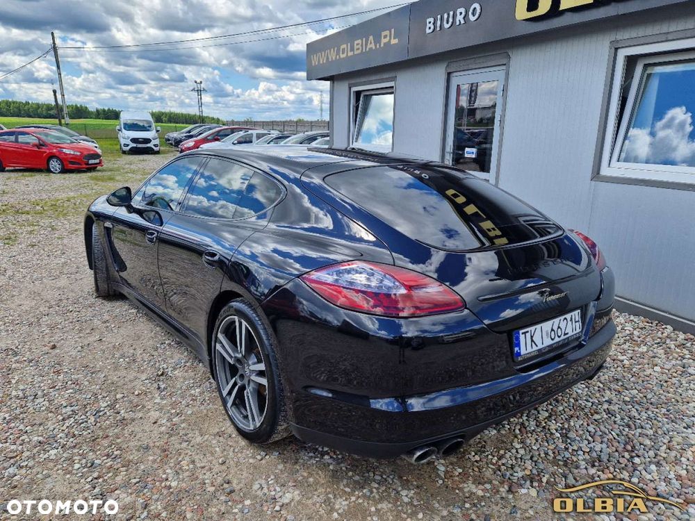 Porsche Panamera - 8