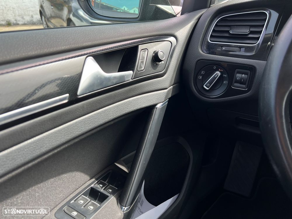 VW Golf 2.0 BlueTDI DSG Comfortline - 17