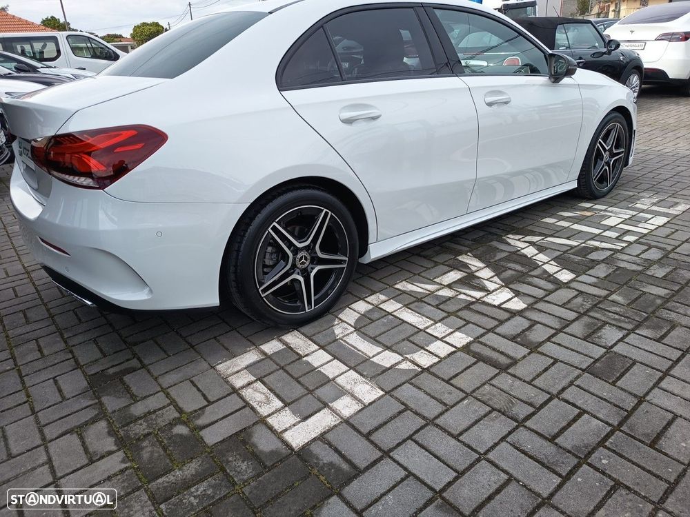 Mercedes-Benz A 200 Limousine d AMG Line Aut. - 11