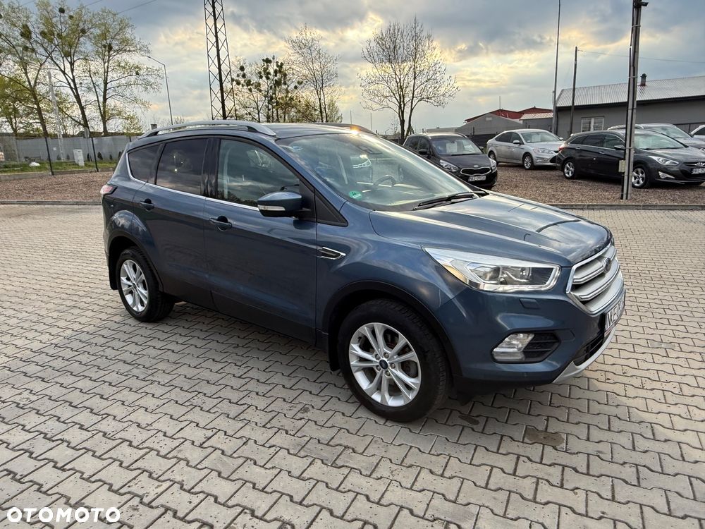 Ford Kuga 1.5 EcoBoost 2x4 Titanium - 13