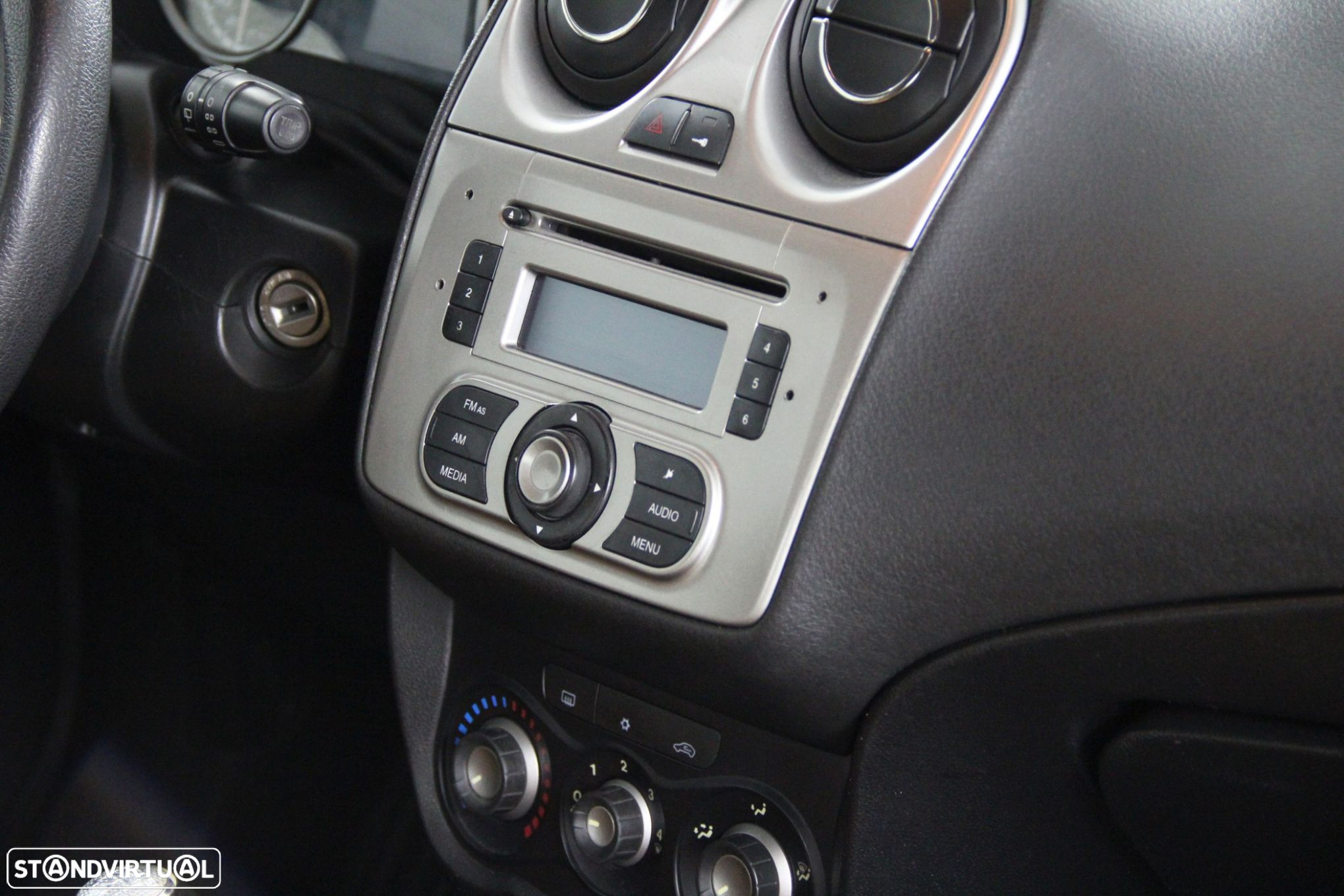 Alfa Romeo MiTo 1.3 JTD Distinctive S&S - 10