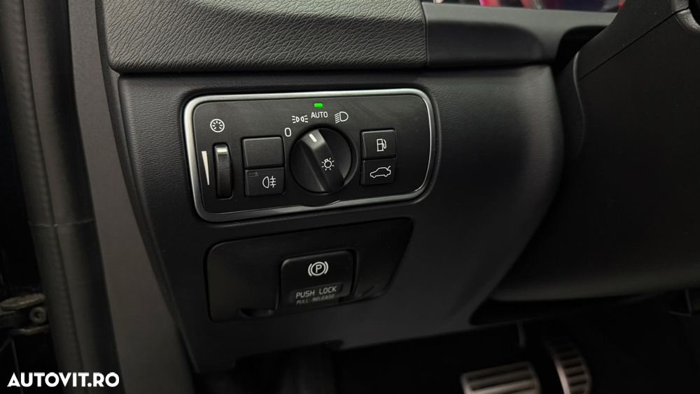 Volvo S60 D4 Geartronic RDesign - 28
