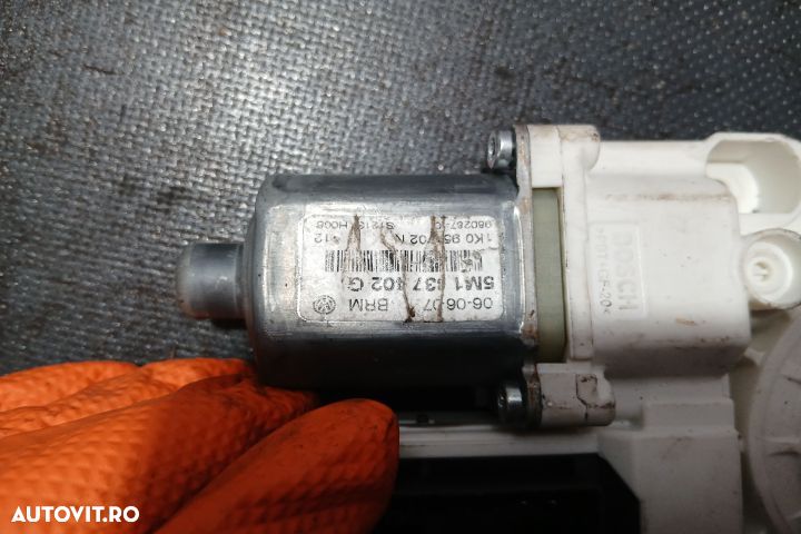 Motoras macara geam fata dreapta 5M1837402G 1K0959792K 5M1837402G 1K0 - 5