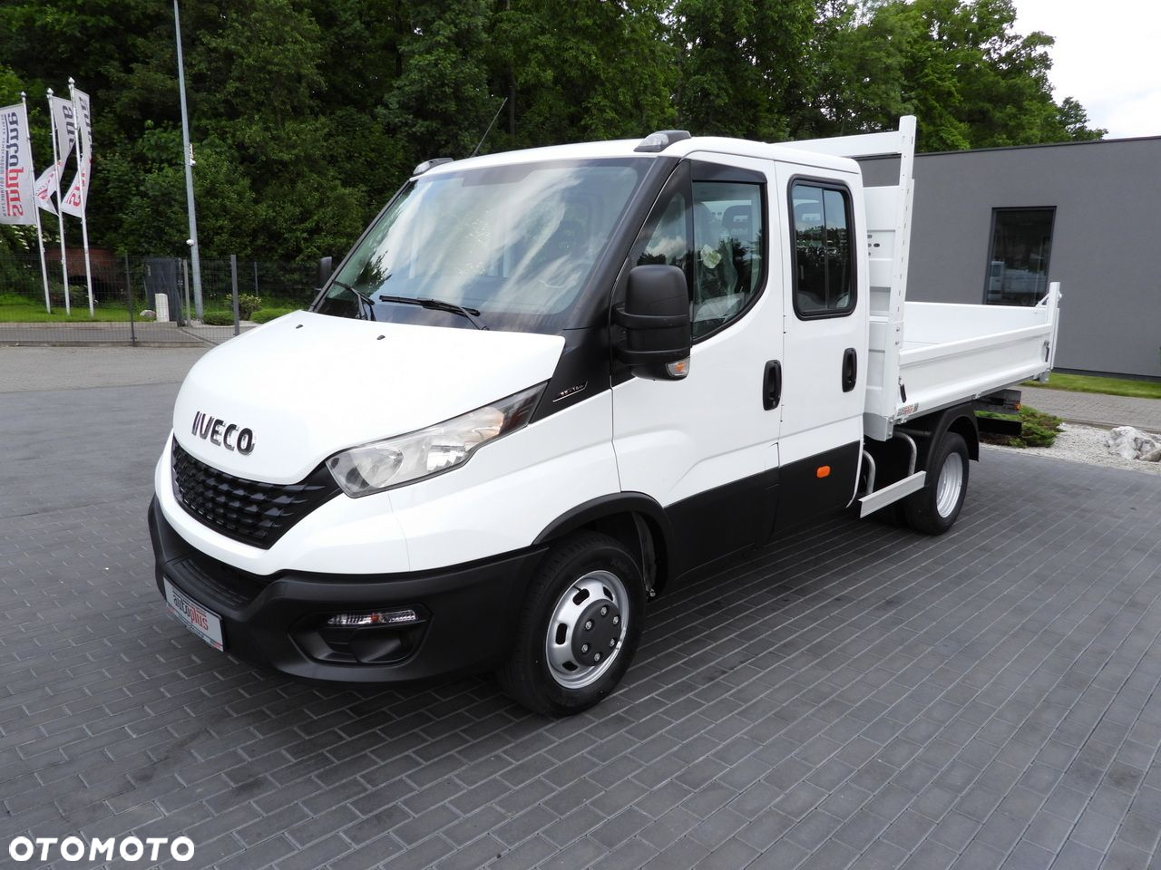 Iveco DAILY 35C14 WYWROTKA PODWÓJNA KABINA DOKA 6 MIEJSC TEMPOMAT BLIŹNIACZE KOŁA KLIMATYZACJA  140KM - 7
