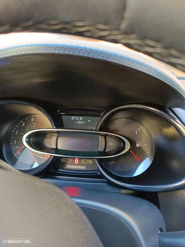 Renault CLIO IV - 8